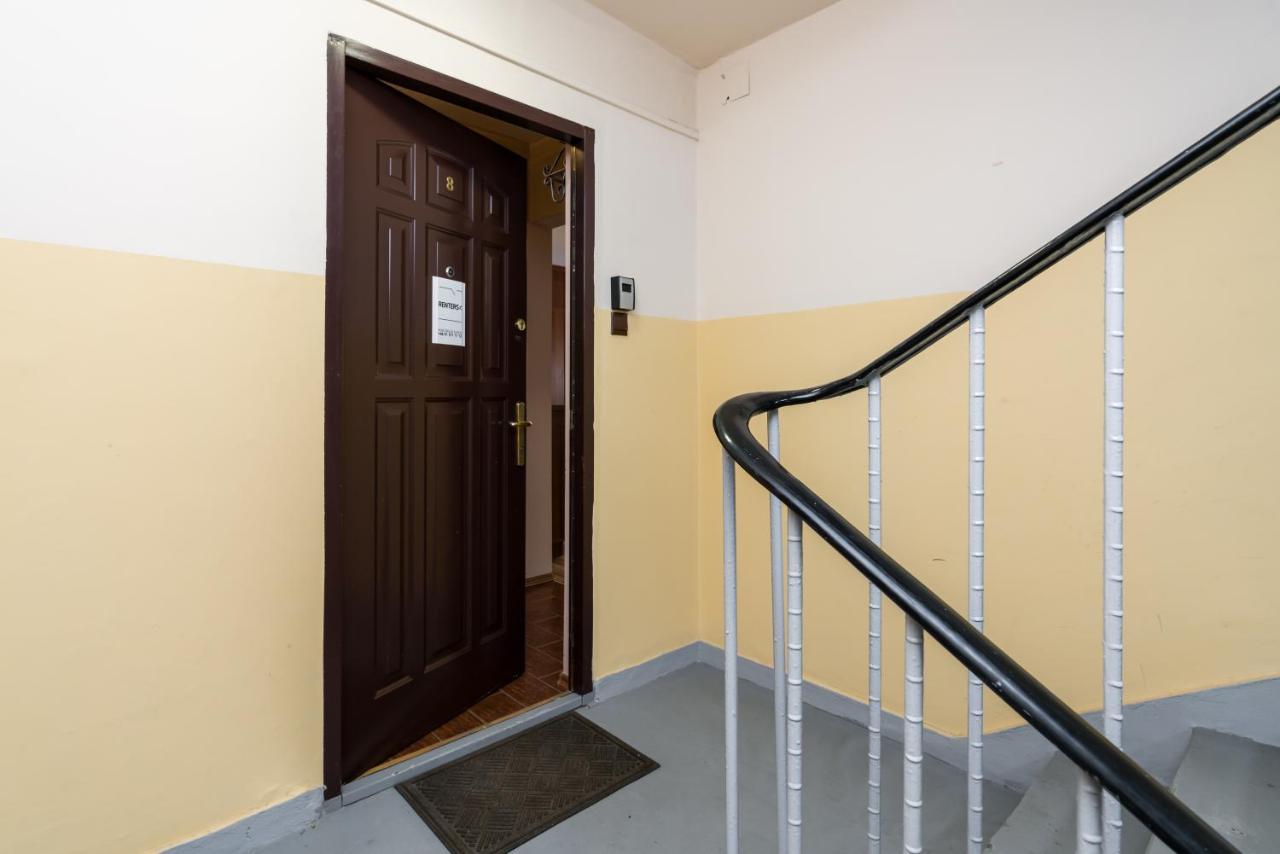 Bukowska Apartment *